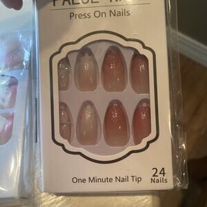 False Nails 24pc‎